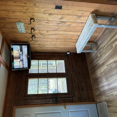 Living Area 2 Cabin 1