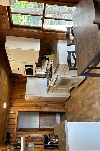 Kitchen 3 Cabin 21