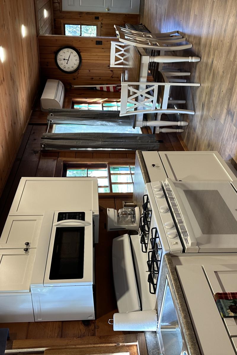 Kitchen 2 Cabin 31